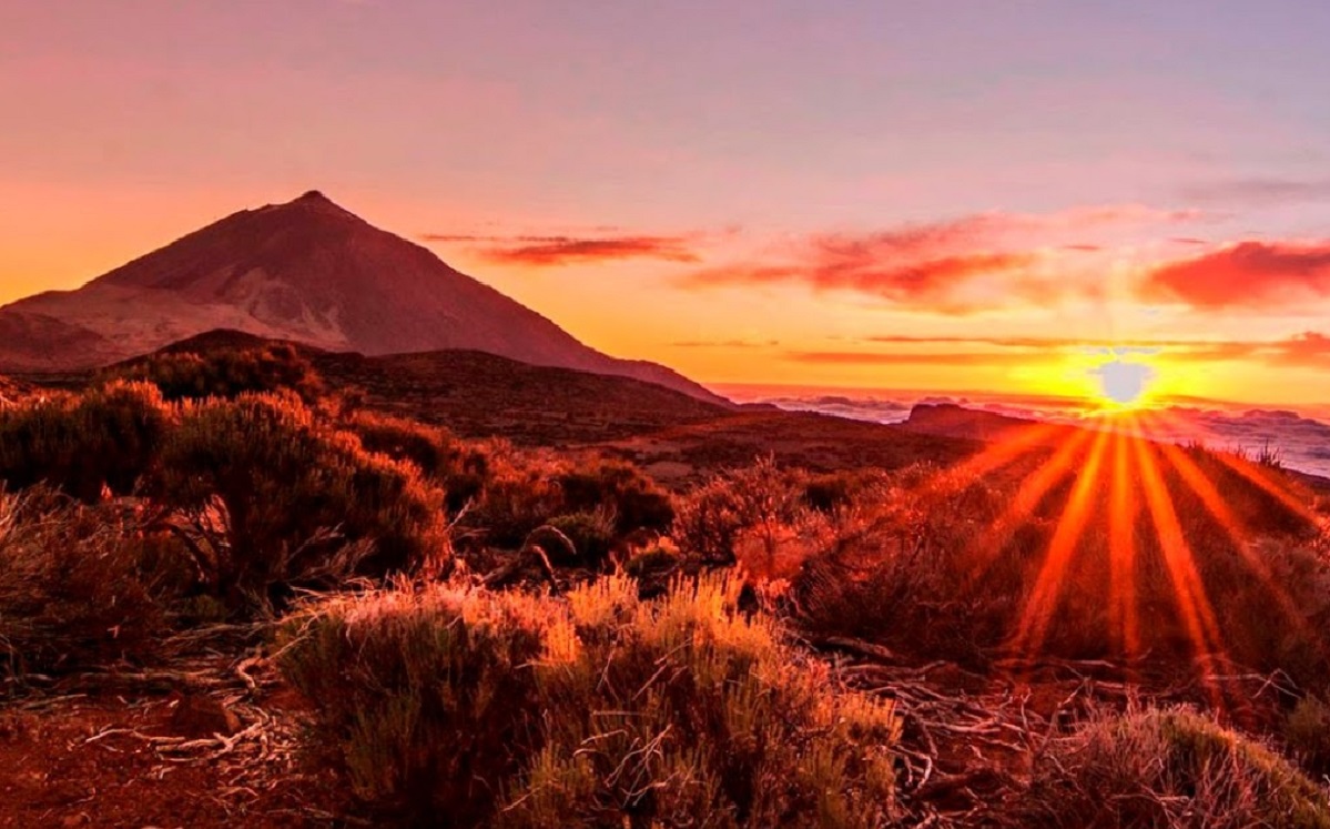 "EL TEIDE ! Volcan et Parc National à Tenerife - Découvrez la beauté extraordinaire et la puissance de la nature"